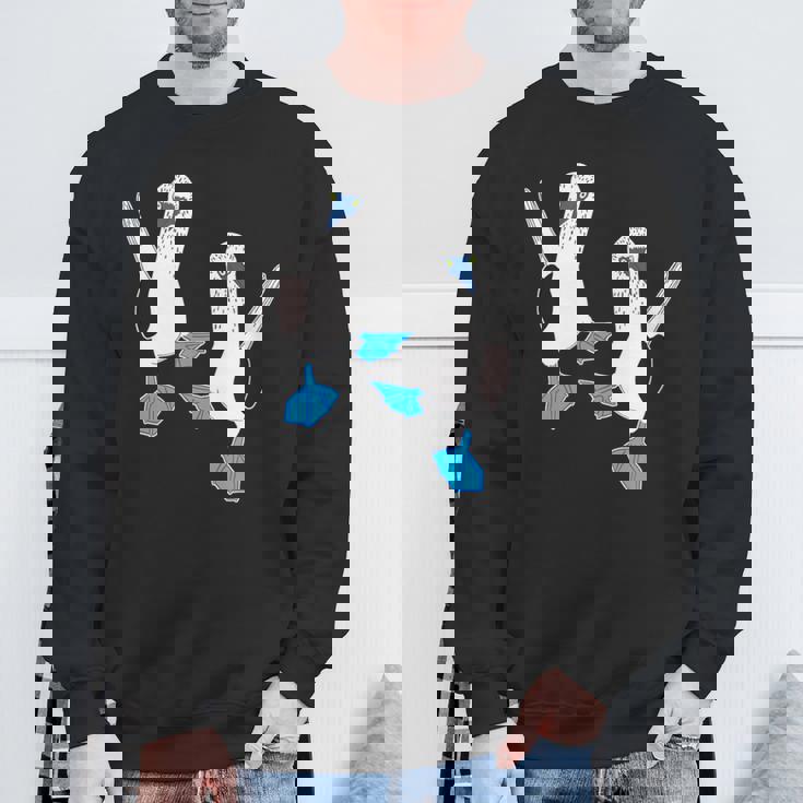 かわいいアオアシカツオドリ。 スウェットシャツ 高齢者への贈り物