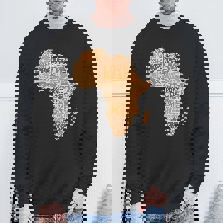 アフリカの平等パターン メラニン 肌色 アフリカ地図 スウェットシャツ 高齢者への贈り物