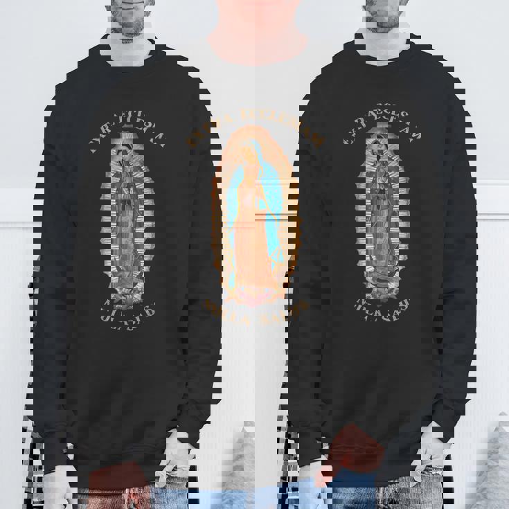 グアダルーペのローマカトリック聖母マリア スウェットシャツ 高齢者への贈り物