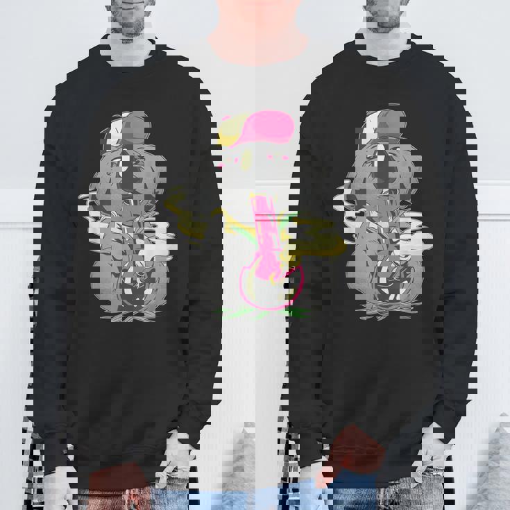 コアラ パンダ スモーキング ボング かわいい 面白い 漫画 スウェットシャツ 高齢者への贈り物