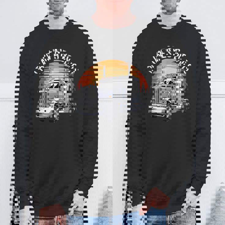 トラッカー・イズ・ファン・ケンワース・イット スウェットシャツ 高齢者への贈り物