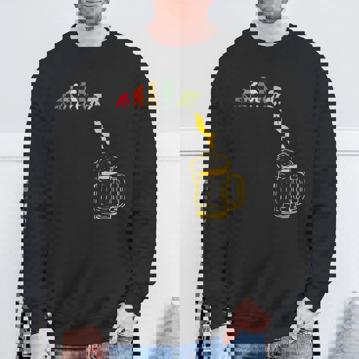 ビール 酒 面白いtシャツ 人類の進化 飲み おもしろ 飲み会 のんべえ メンズ ネタ 服 スウェットシャツ 高齢者への贈り物