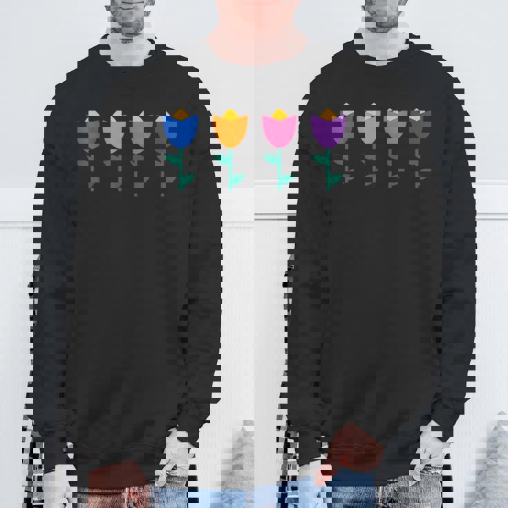 ブルー、オレンジ、ピンク、パープルのチューリップ。 スウェットシャツ 高齢者への贈り物