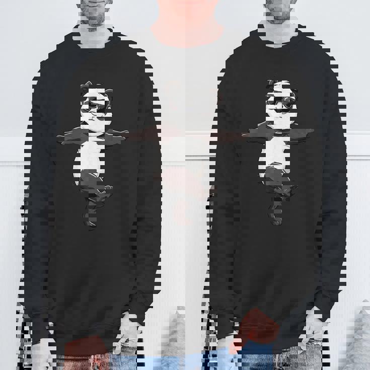 面白いパンダダンシングダンスポーズサングラス スウェットシャツ 高齢者への贈り物