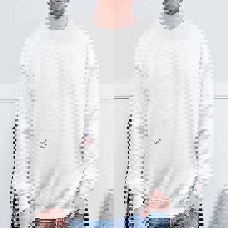 「酒には栄養が少ないのでたくさん飲む必要があります 2」面白い 筆文字 ユーモア満点 背面に文字入りデザイン おもしろ スウェットシャツ 高齢者への贈り物