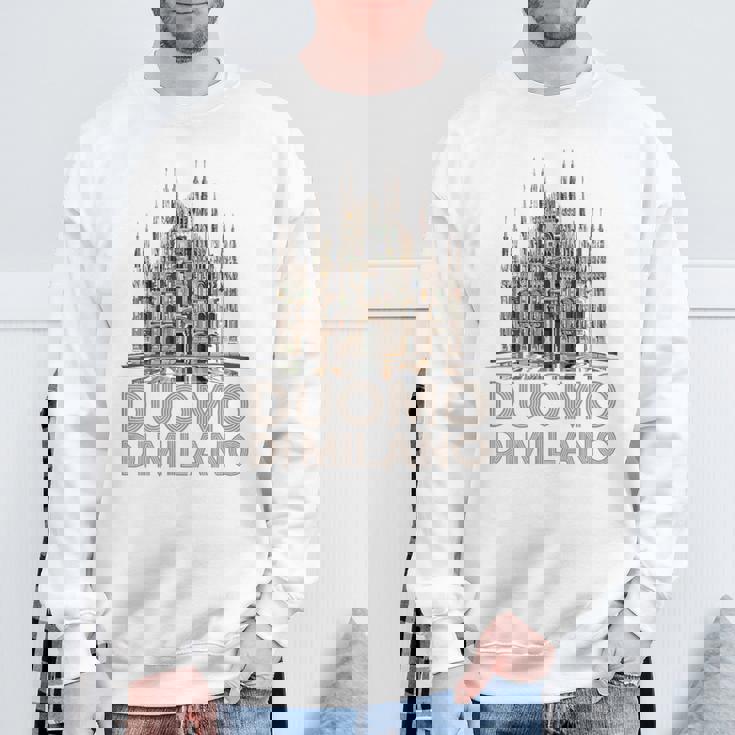 ドゥオーモ・ディ・ミラノ大聖堂のイラスト スウェットシャツ 高齢者への贈り物