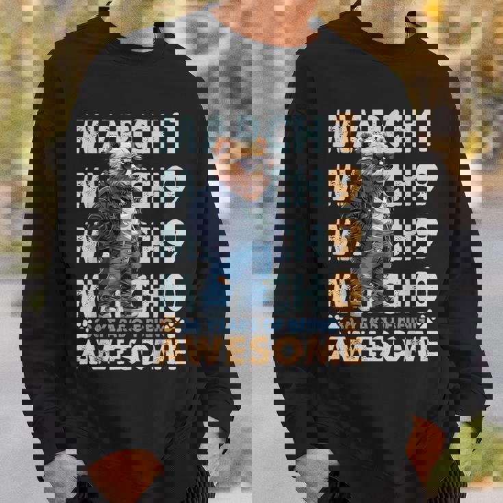 36Th Birthday Cool Bear March 1990Intage 36 Years Old スウェットシャツ 彼への贈り物