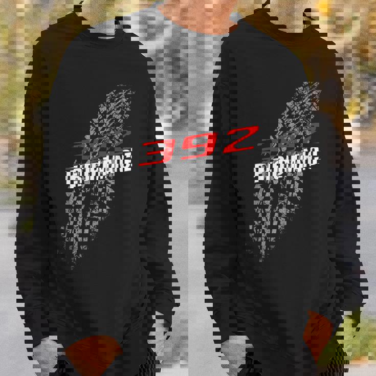 392 パフォーマンス 64 タイヤマーク レースカー スウェットシャツ 彼への贈り物