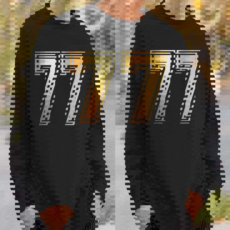 77 ナンバーセブンティセブンチーム スポーツ グラフィック 代表チームマッチング スウェットシャツ 彼への贈り物