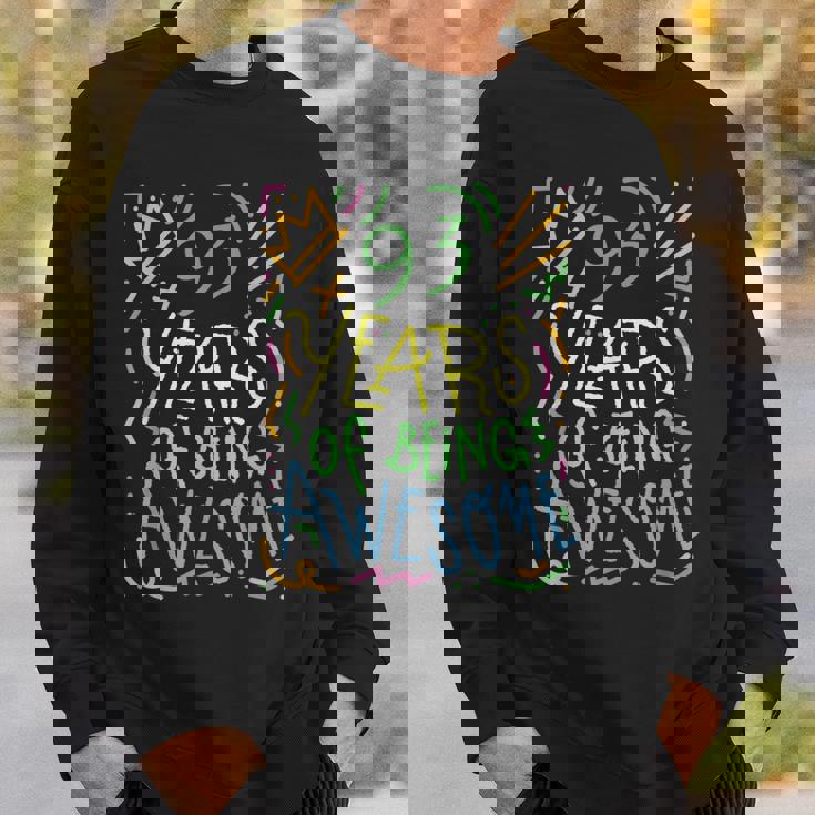 93 Years Of Being Awesome 93歳の誕生日 93歳 スウェットシャツ 彼への贈り物