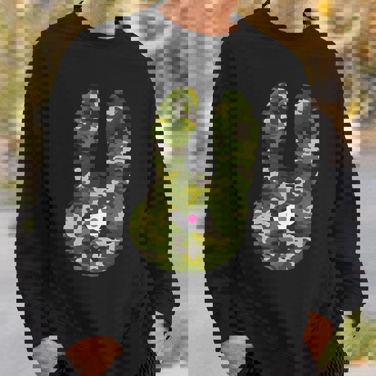 Badうさぎ星人 グリーン迷彩 スウェットシャツ 彼への贈り物