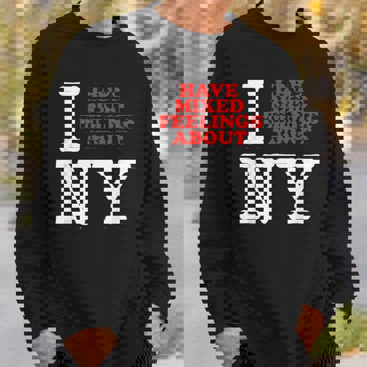 I Have Mixed Feelings About New York スウェットシャツ 彼への贈り物