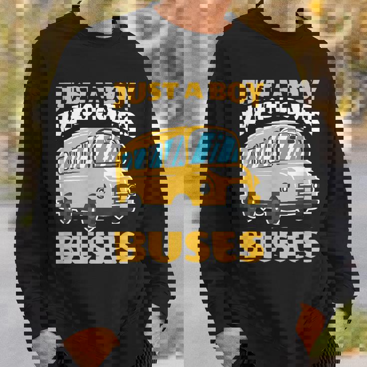 Just A Boy Who Loves Buses バス愛好家 バス愛好家 名言 スウェットシャツ 彼への贈り物