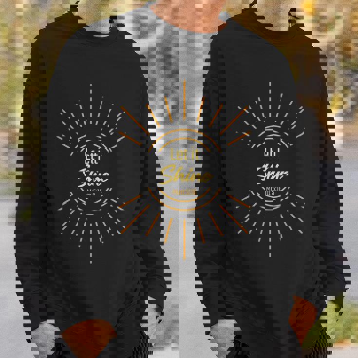 Let Ithine – Matthew 5 スウェットシャツ 彼への贈り物