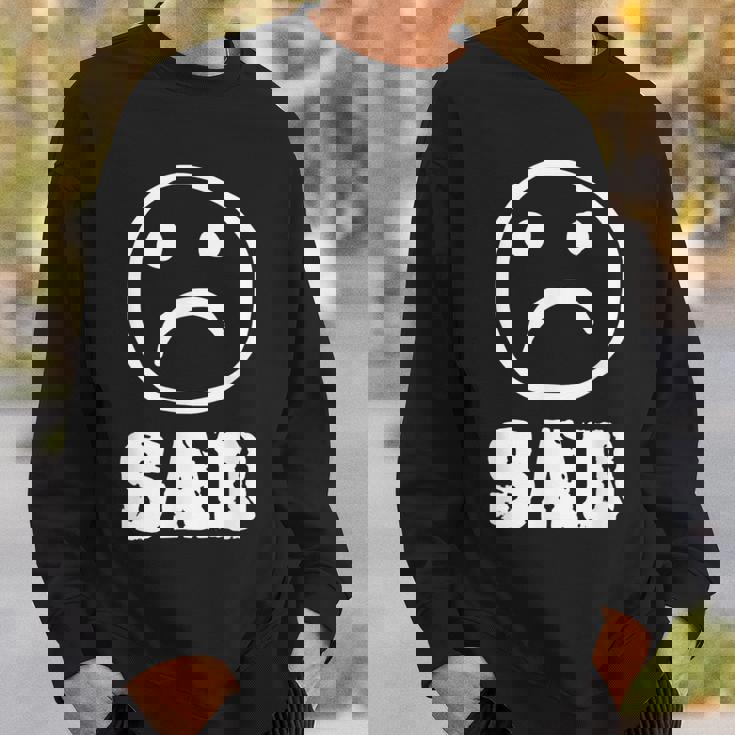 Sad 季節 愛情障害 悲しみ うつ病 エモ パンク スウェットシャツ 彼への贈り物