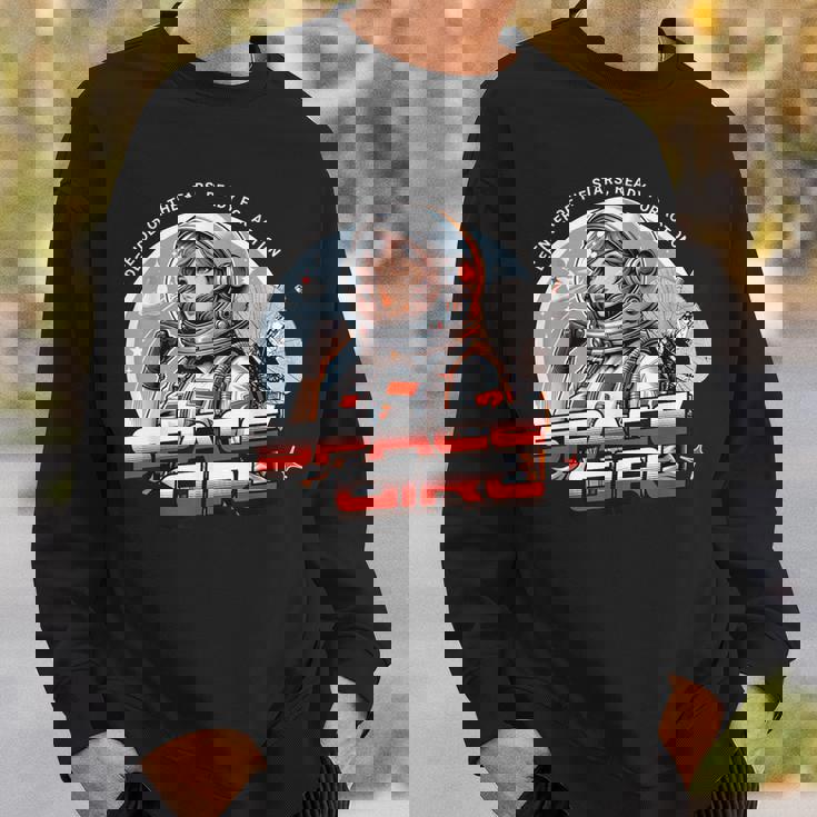 Sf宇宙少女ディフェンダー・オブ・ザ・スターズ・レディ・フォー・アクション。 スウェットシャツ 彼への贈り物