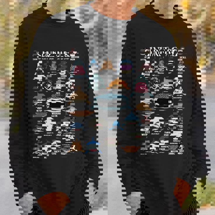 サメの種類 面白いサメの顔 サメの恋人 キッズ 先生 長袖tシャツ スウェットシャツ 彼への贈り物