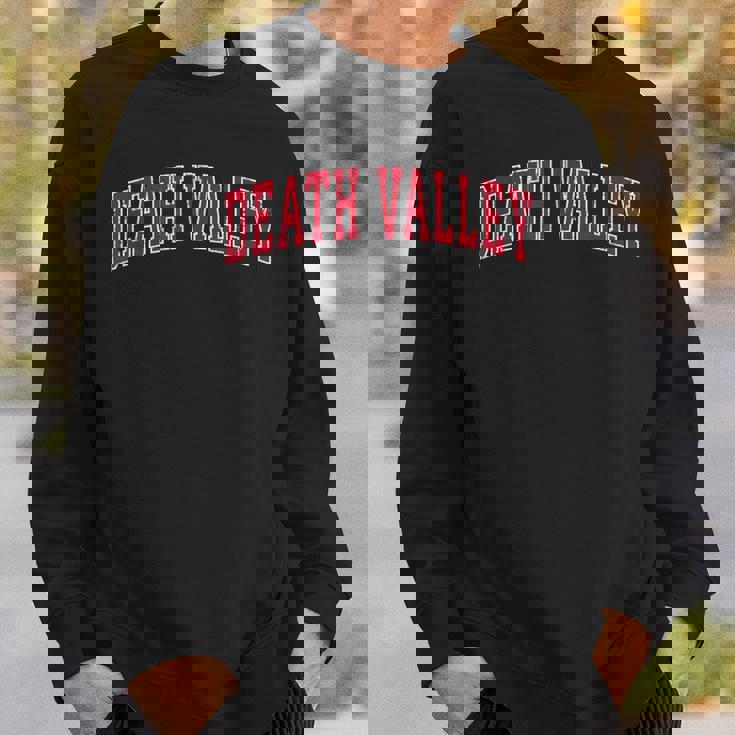 デスバレー国立公園 ビンテージスポーツデザイン レッドデザイン スウェットシャツ 彼への贈り物