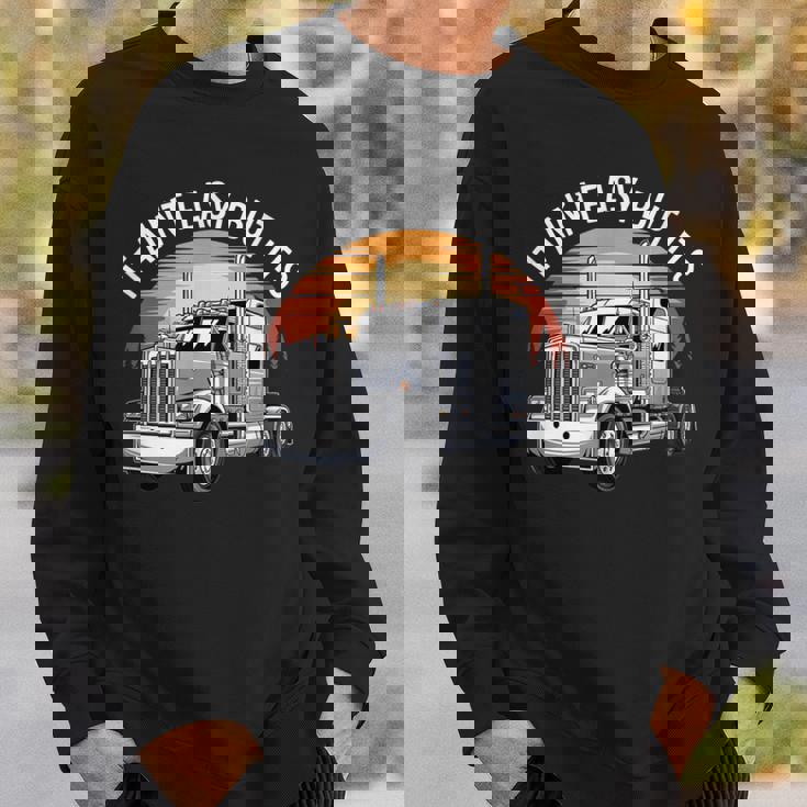 トラッカー・イズ・ファン・ケンワース・イット スウェットシャツ 彼への贈り物