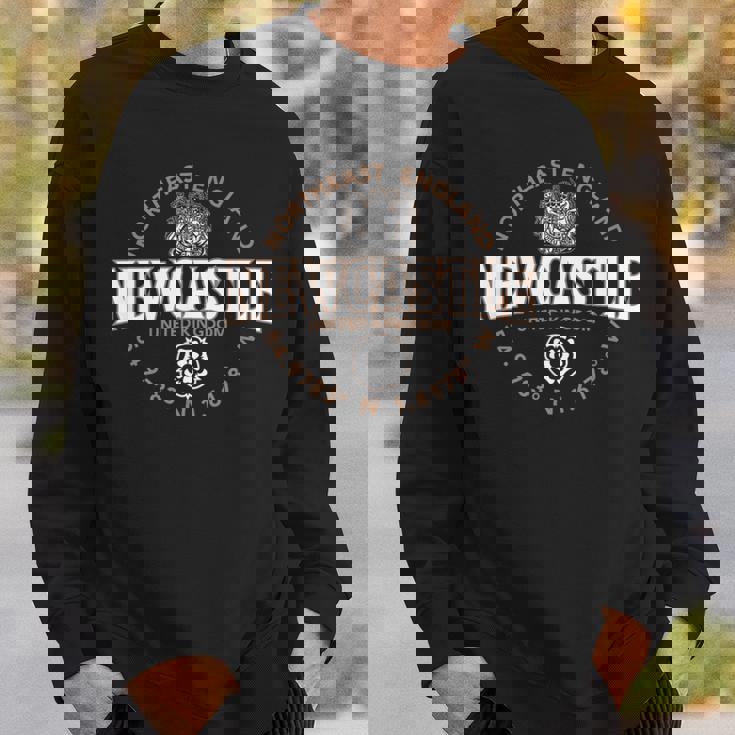 ニューカッスル北東部イングランド座標ラベル 2C スウェットシャツ 彼への贈り物