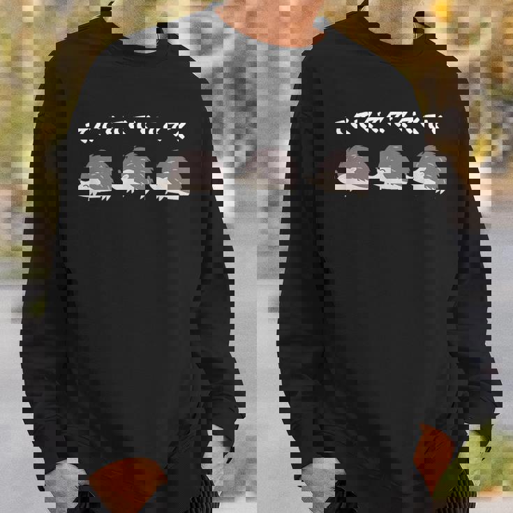 ハリネズミ てくてく ハリネズミ好き ハリネズミの飼い主 おもしろ 可愛い ハリネズミ スウェットシャツ 彼への贈り物