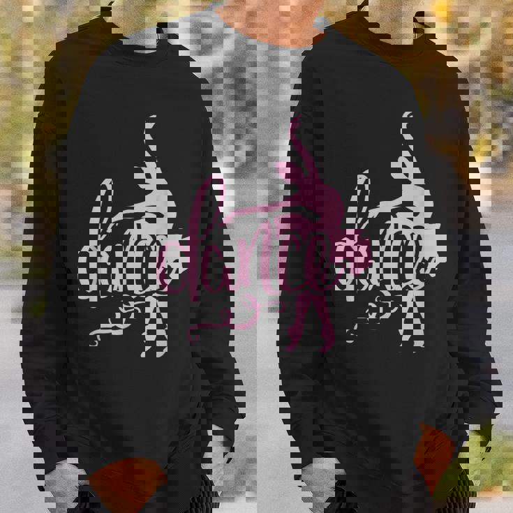 ピンクのバレエダンサー、スクリプトダンスレタリングデザイン。 スウェットシャツ 彼への贈り物