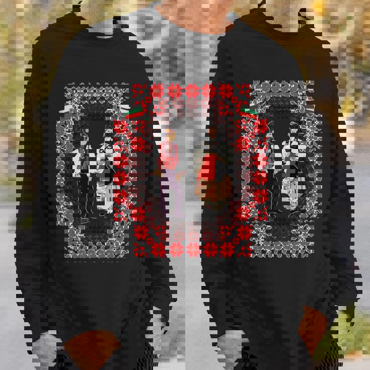 ブルガリアの伝統民族舞踊。ダンサー 長袖tシャツ スウェットシャツ 彼への贈り物