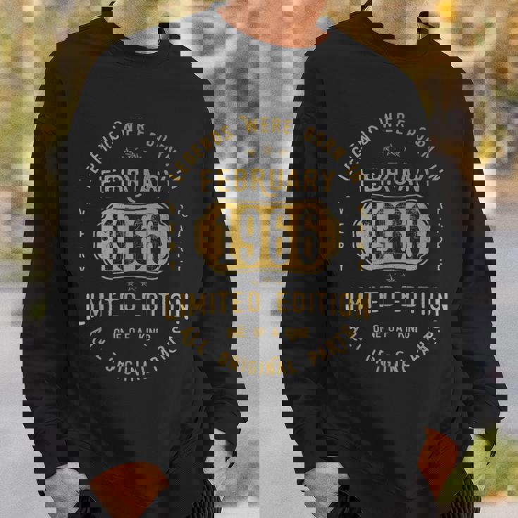 レジェンドは1966年二月生まれ 誕生日 スウェットシャツ 彼への贈り物