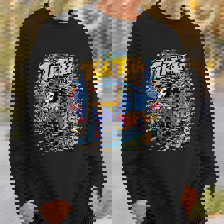 活気に満ちたトゥクトゥクタイアドベンチャー スウェットシャツ 彼への贈り物