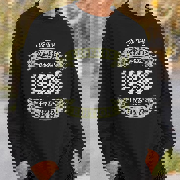 真の伝説は 1936 年に誕生しました ビンテージ 90 周年記念デザイン スウェットシャツ 彼への贈り物