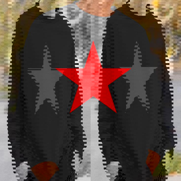 複数の色の赤い星 長袖tシャツ スウェットシャツ 彼への贈り物