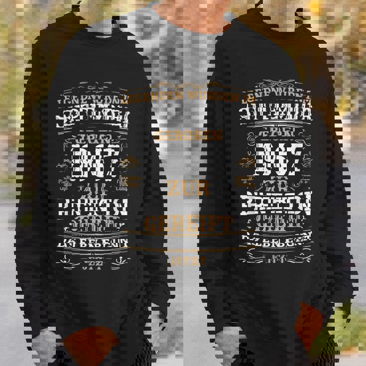 誕生日デザインの伝説は1967年9月生まれ スウェットシャツ 彼への贈り物