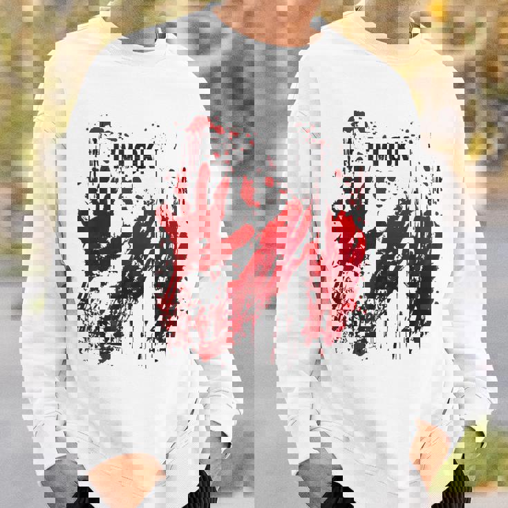 I'm Ok シャツ 血まみれ シャツ 手 血のはね 血 ステンド スウェットシャツ 彼への贈り物