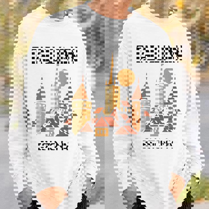 タリン エストニア 中世 旧市街 ヴィンテージ レトロ エストニア スウェットシャツ 彼への贈り物