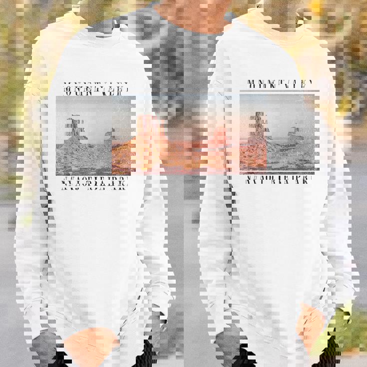 モニュメントバレー ナバホ族公園 アリゾナ ユタ州 スウェットシャツ 彼への贈り物