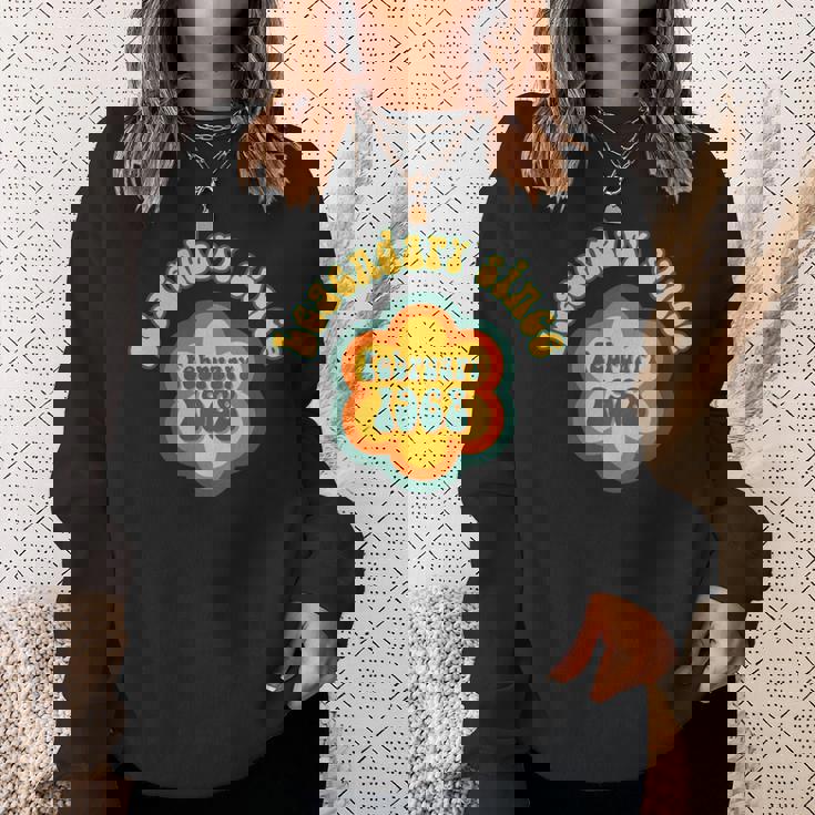 1968 年 2 月生まれ 誕生日 1968 年 2 月以来のレジェンド 長袖tシャツ スウェットシャツ 彼女への贈り物