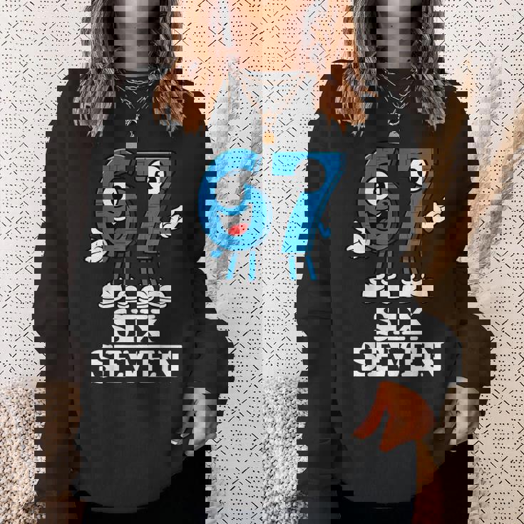 67 シックスセブン 6-7 Gen Alpha イタリアンブレインロットゲームミーム スウェットシャツ 彼女への贈り物