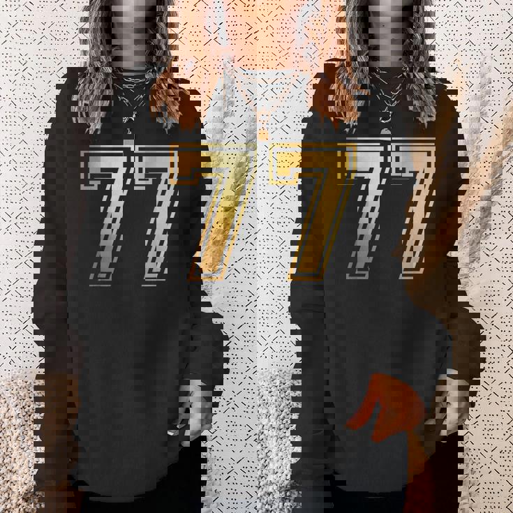 77 ナンバーセブンティセブンチーム スポーツ グラフィック 代表チームマッチング スウェットシャツ 彼女への贈り物