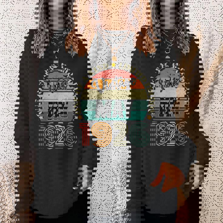 98歳 ヴィンテージ 1926年5月 98歳の誕生日 レトロ スウェットシャツ 彼女への贈り物