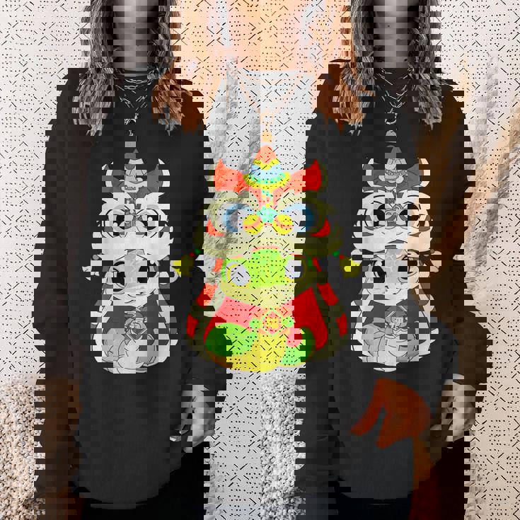 Happy Lunar Chinese New Year 2025 Cute Babynake Dragon スウェットシャツ 彼女への贈り物