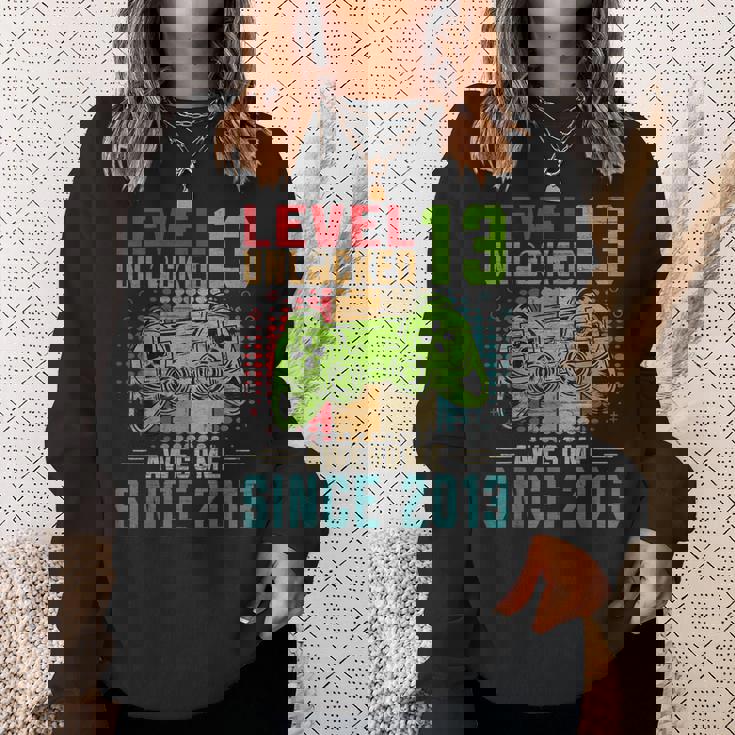 Level 13 Unlocked Birthday 13 Year Old 13Th Birthday スウェットシャツ 彼女への贈り物