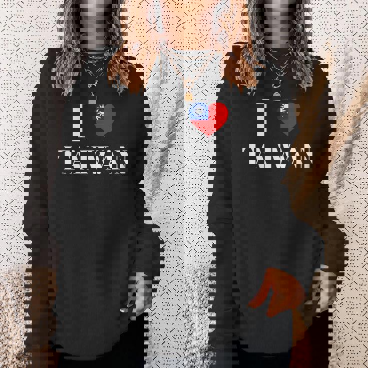 I Love Heart 台湾国旗 台湾 台湾 プライド Roc 台北 スウェットシャツ 彼女への贈り物
