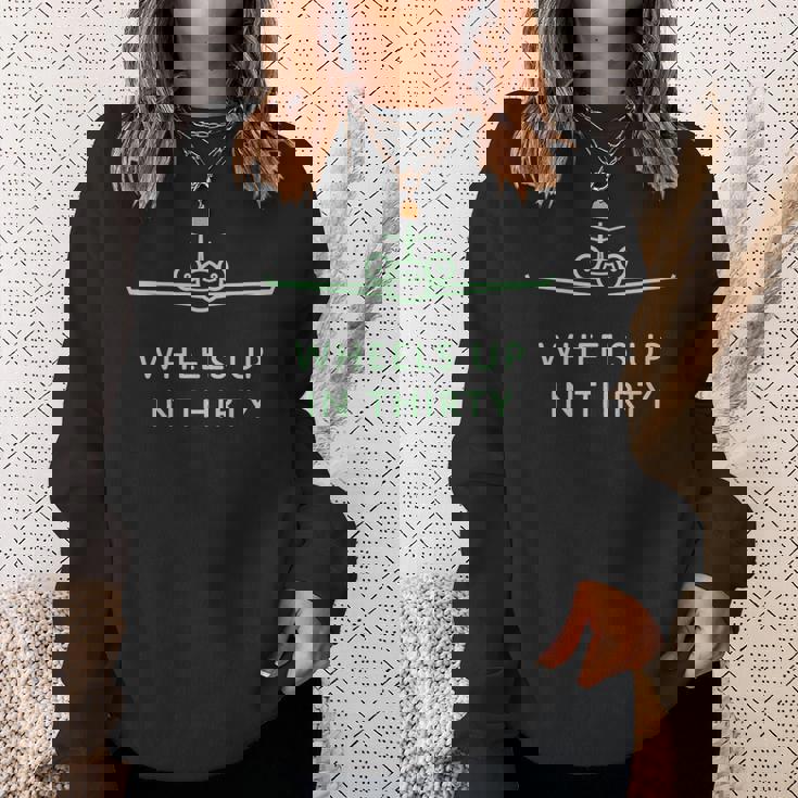 Wheels Up In Thirty プライベートジェット用語 長袖tシャツ スウェットシャツ 彼女への贈り物