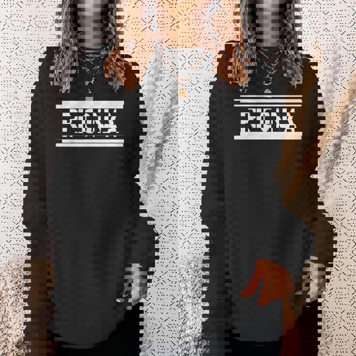 「Riona」ヘボン式「りおな」「リオナ」下の名前 ローマ字 名入れ 名乗り ラテン文字 綴り スウェットシャツ 彼女への贈り物