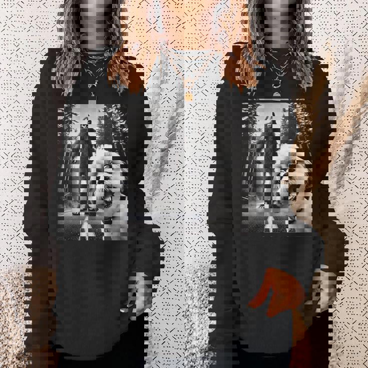 シーズーとビッグフットの森の冒険 スウェットシャツ 彼女への贈り物