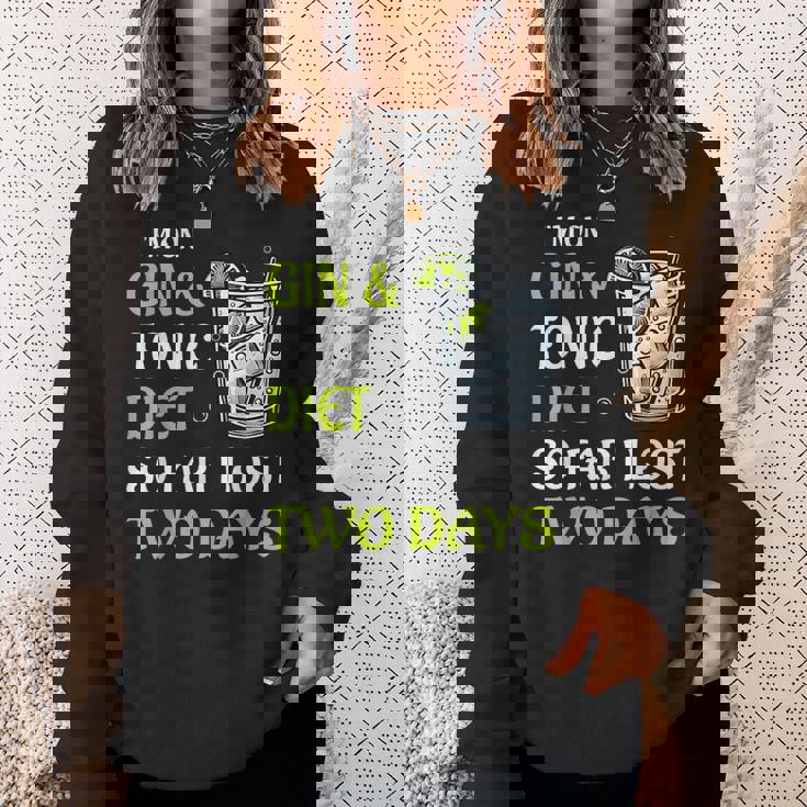 ジントニック ダイエット お酒 カクテル 面白い ドリンク スウェットシャツ 彼女への贈り物