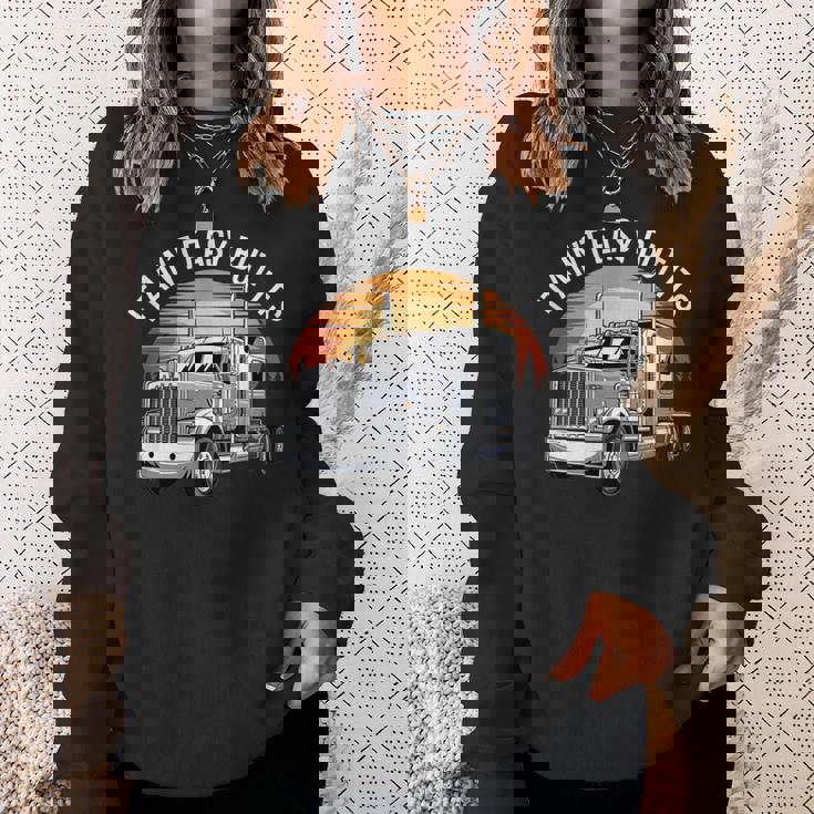 トラッカー・イズ・ファン・ケンワース・イット スウェットシャツ 彼女への贈り物