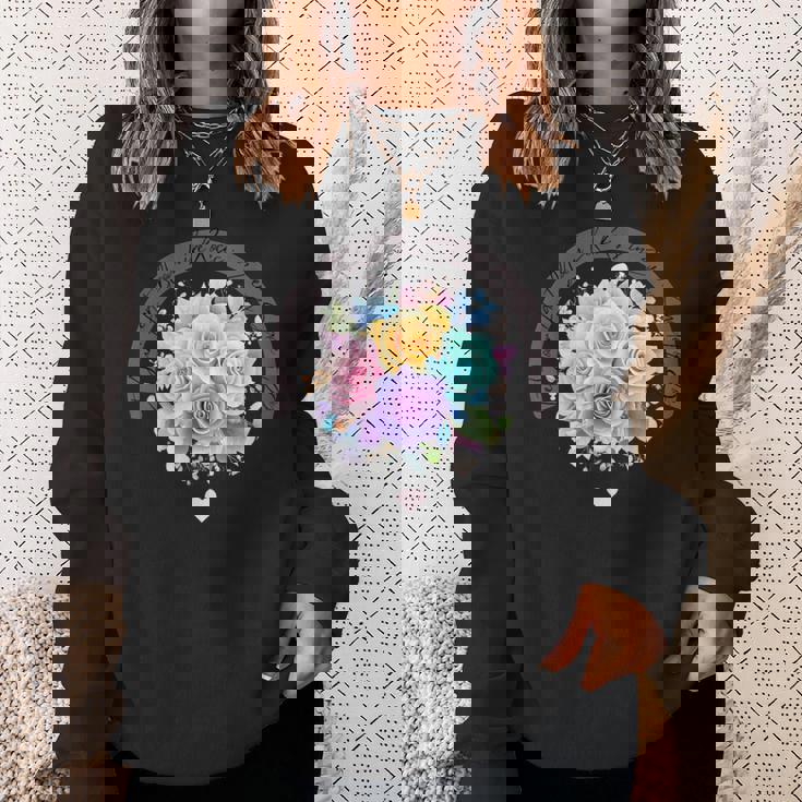 パステルレインボーローズがあらゆる色合いにハートを咲かせます スウェットシャツ 彼女への贈り物