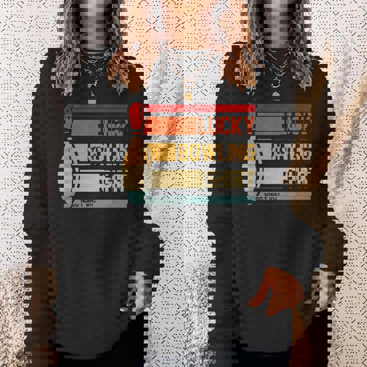 ラッキーボーリングシャツ おもしろボーリングトーナメントボウラーヴィンテージ スウェットシャツ 彼女への贈り物