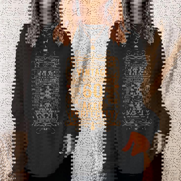 ヴィンテージ還暦祝い 1965年生まれ 60歳 完熟熟成 スウェットシャツ 彼女への贈り物